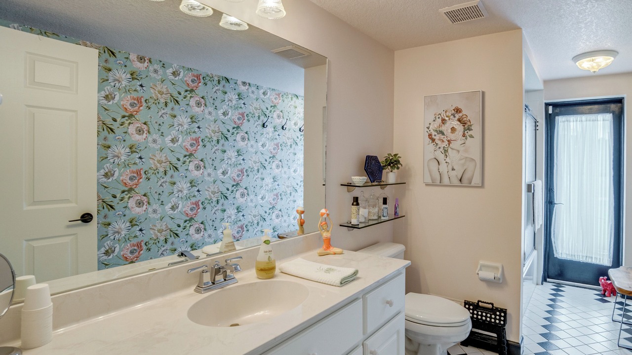 Photo of Bathroom in Riverwood