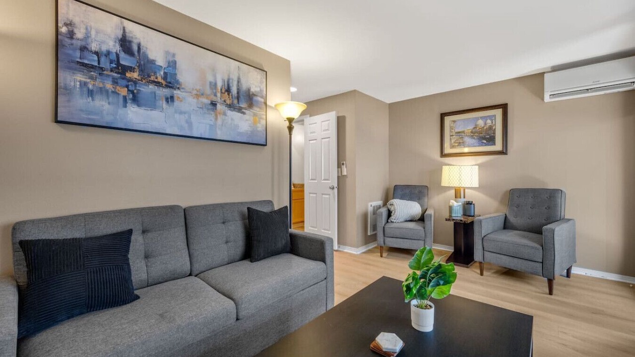 Photo of Livingroom in Fremont