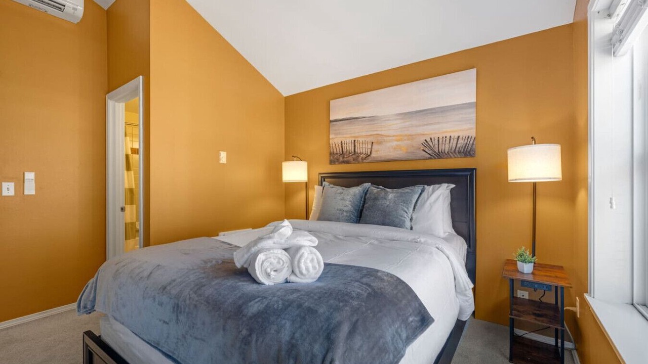 Photo of Bedroom in Fremont