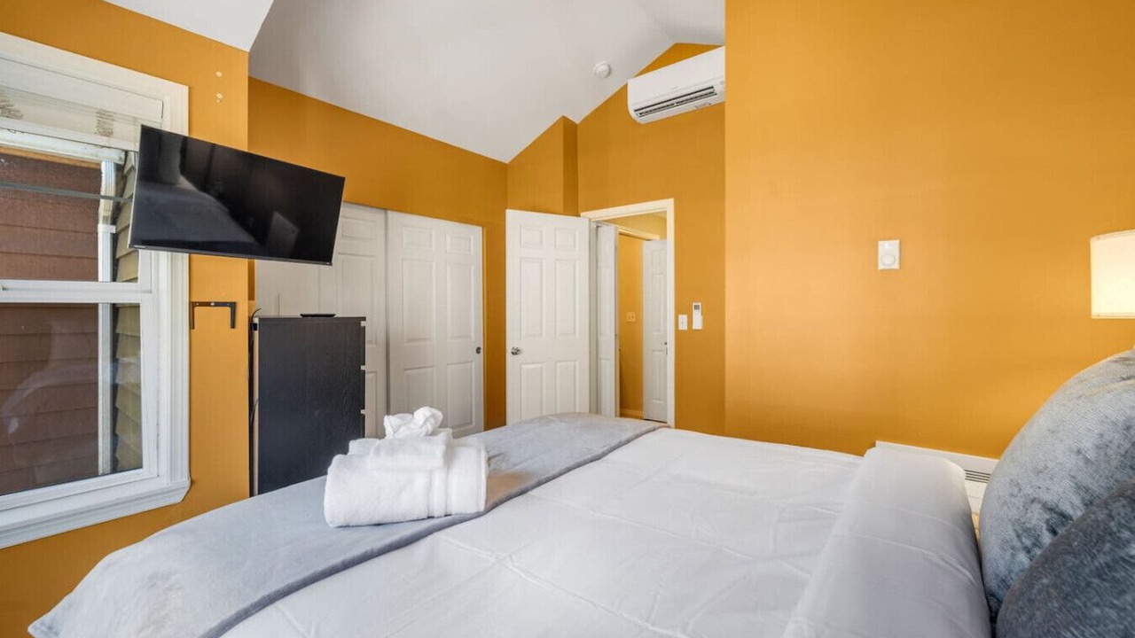 Photo of Bedroom in Fremont