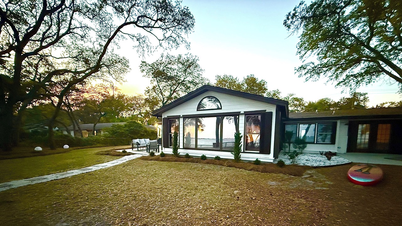 Photo of Outdoor in Lake Lorraine