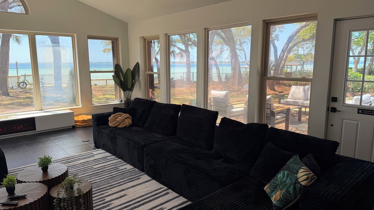 Photo of Livingroom in Lake Lorraine