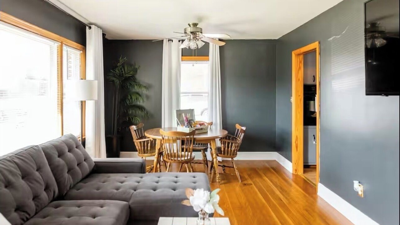 Photo of Livingroom in Colonial Heights