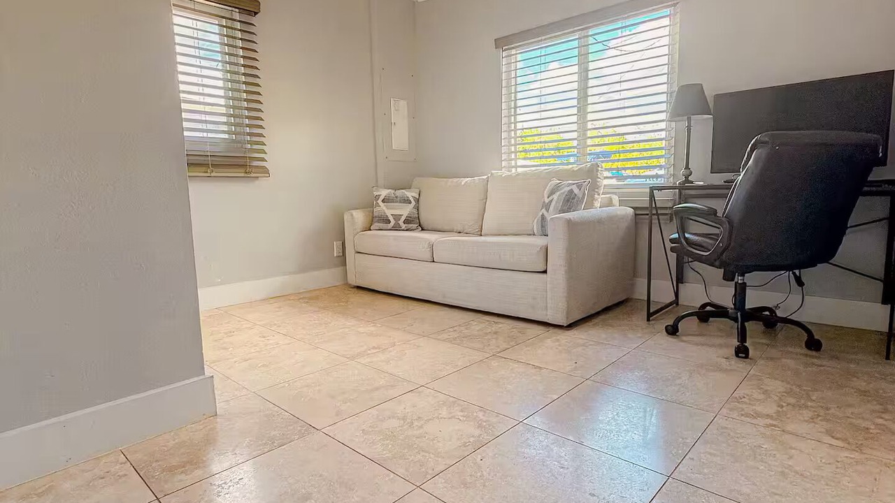 Photo of Livingroom in Fort Myers