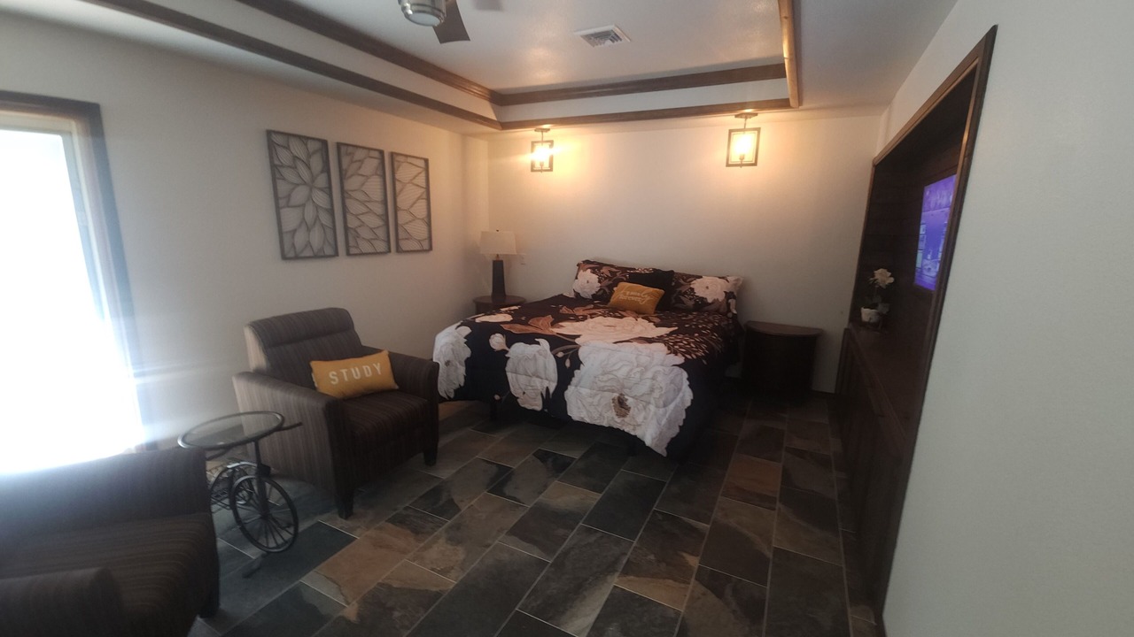 Photo of Bedroom in Elk City
