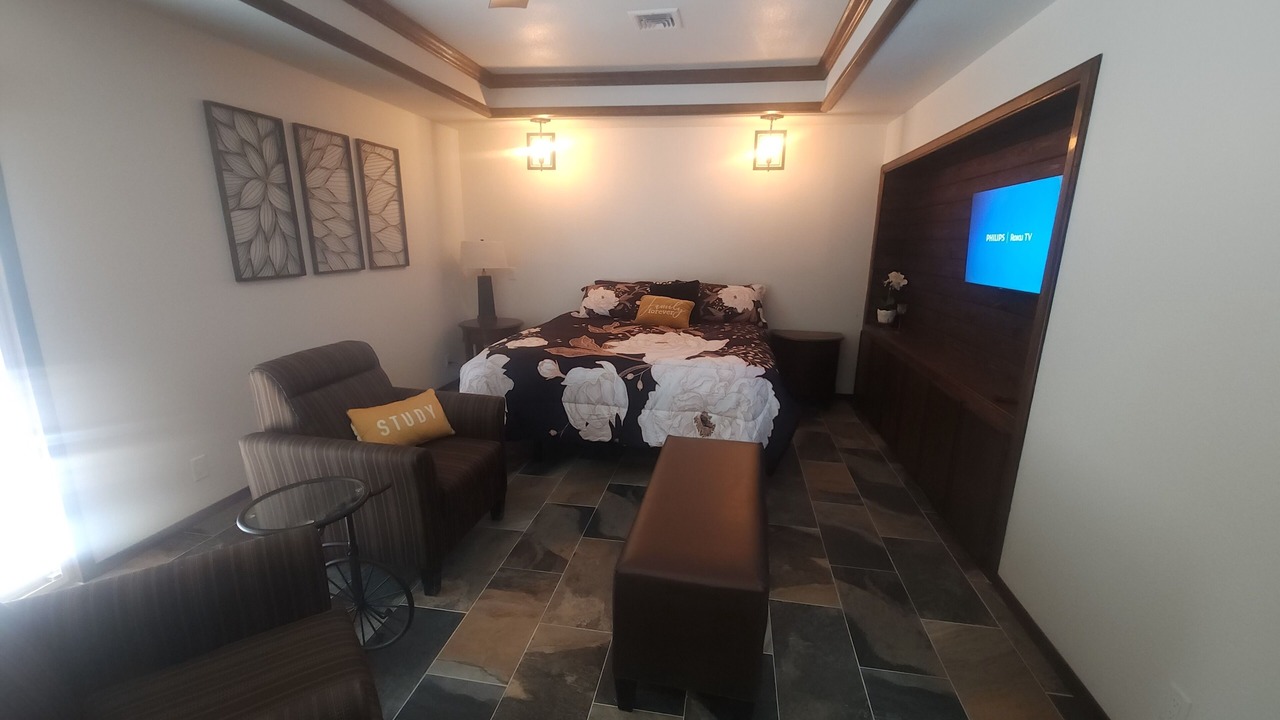 Photo of Bedroom in Elk City