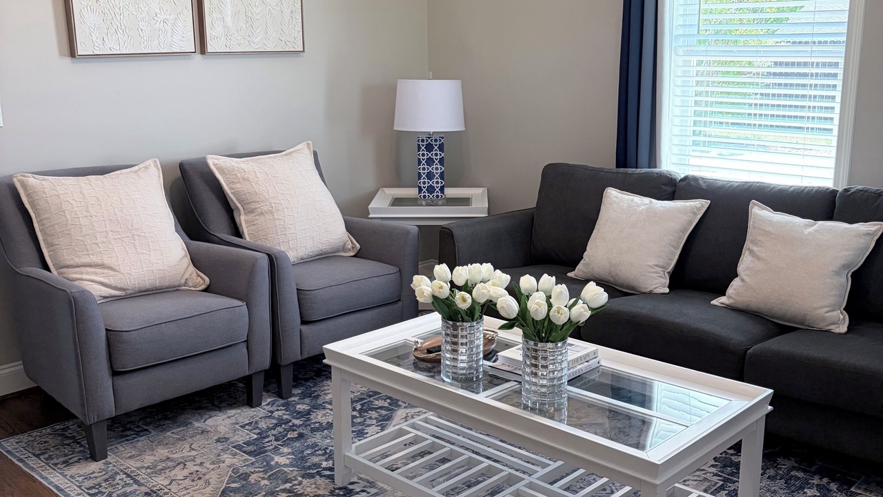 Photo of Livingroom in Farmington