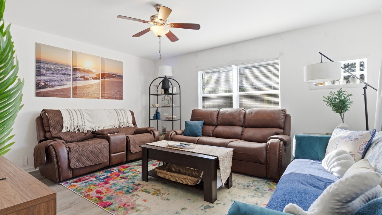Photo of Livingroom in Jungle Terrace