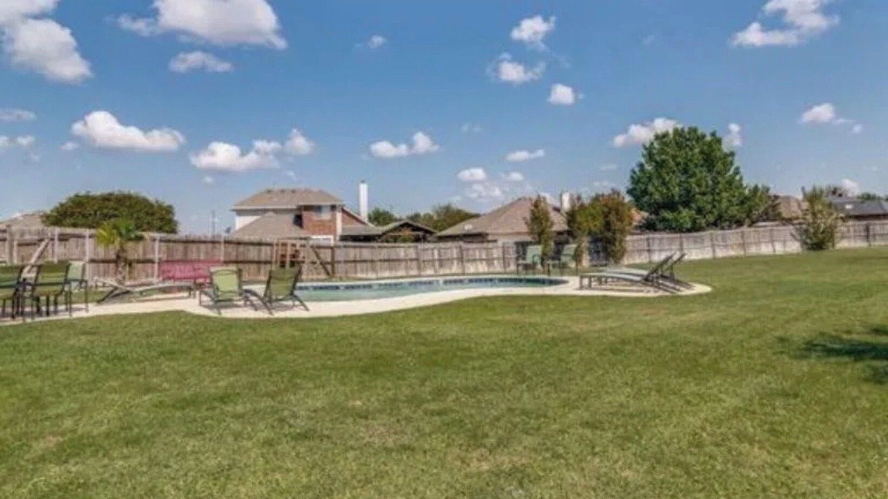Photo of Outdoor in Elmo