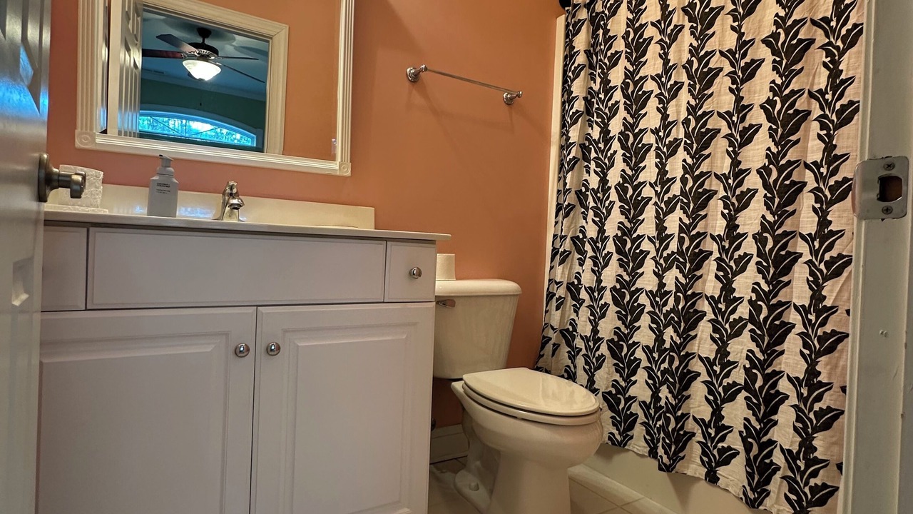 Photo of Bathroom in Carteret County