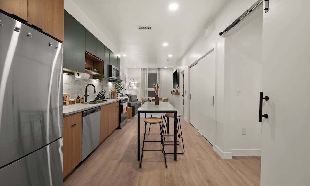 Photo of Kitchen in People's Freeway
