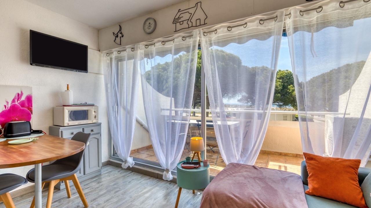 Photo of Livingroom in Le Grau-Du-Roi