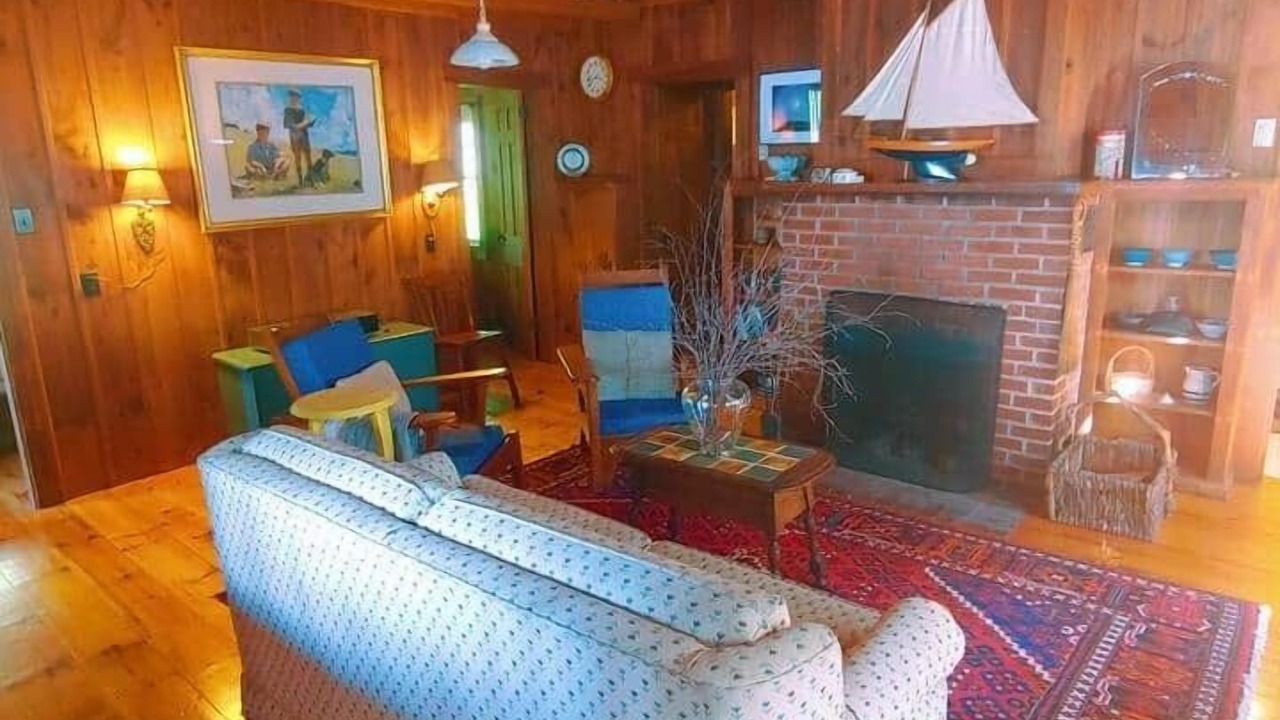 Photo of Livingroom in Jefferson
