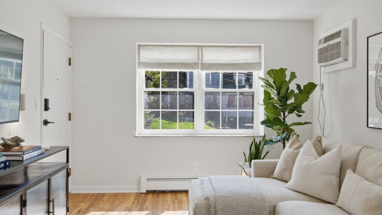 Photo of Livingroom in Hyde Park