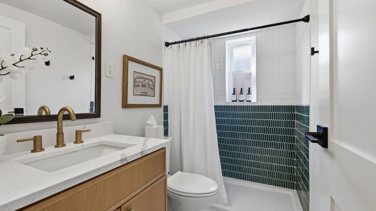 Photo of Bathroom in Hyde Park