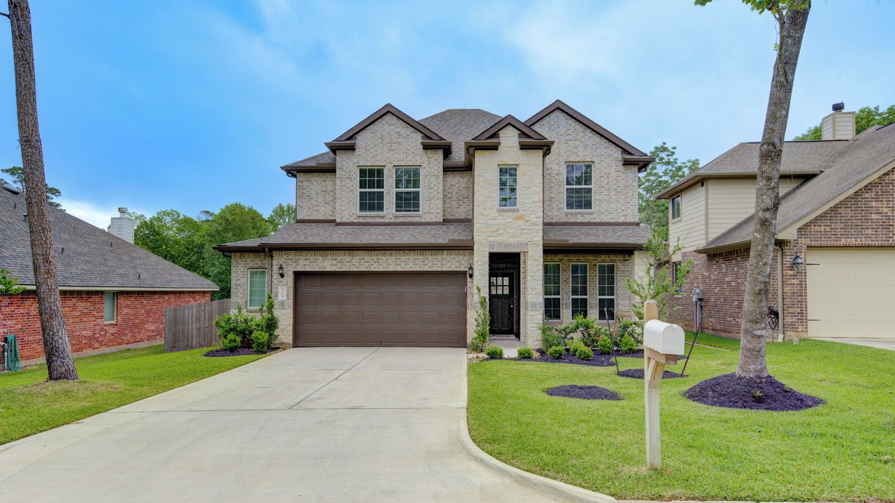 Photo of Outdoor in Walden on Lake Conroe