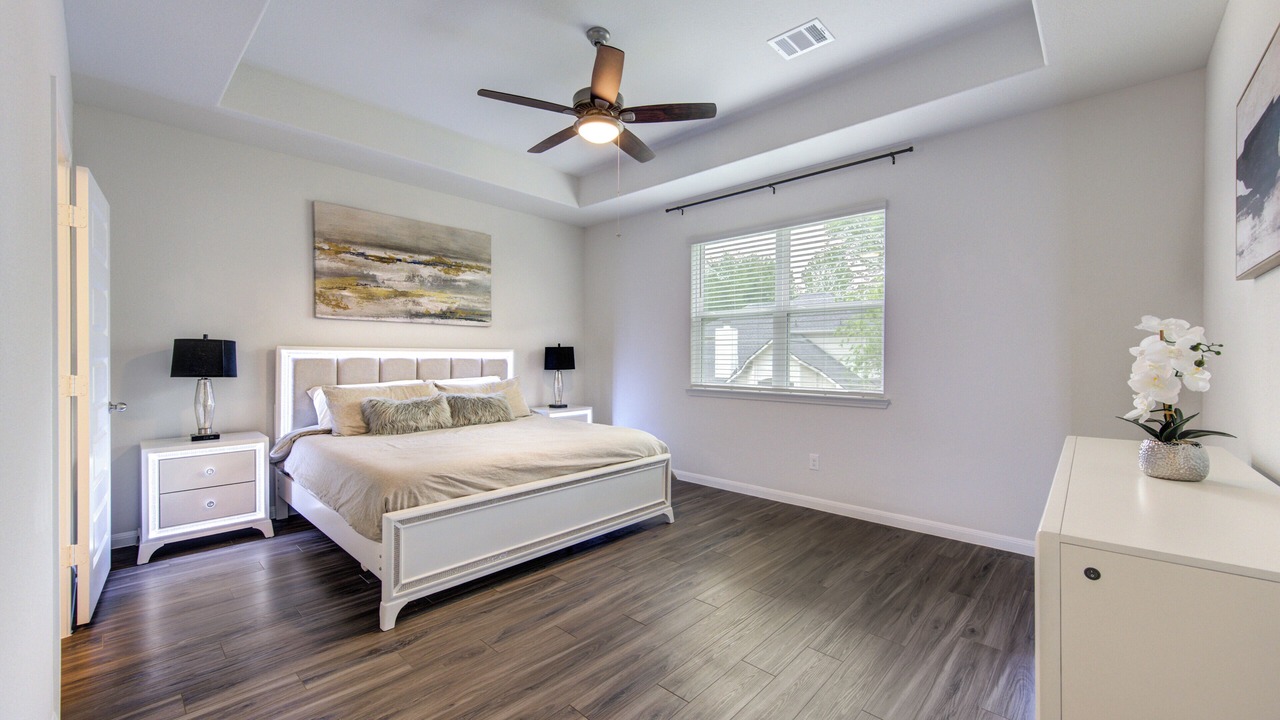 Photo of Bedroom in Walden on Lake Conroe