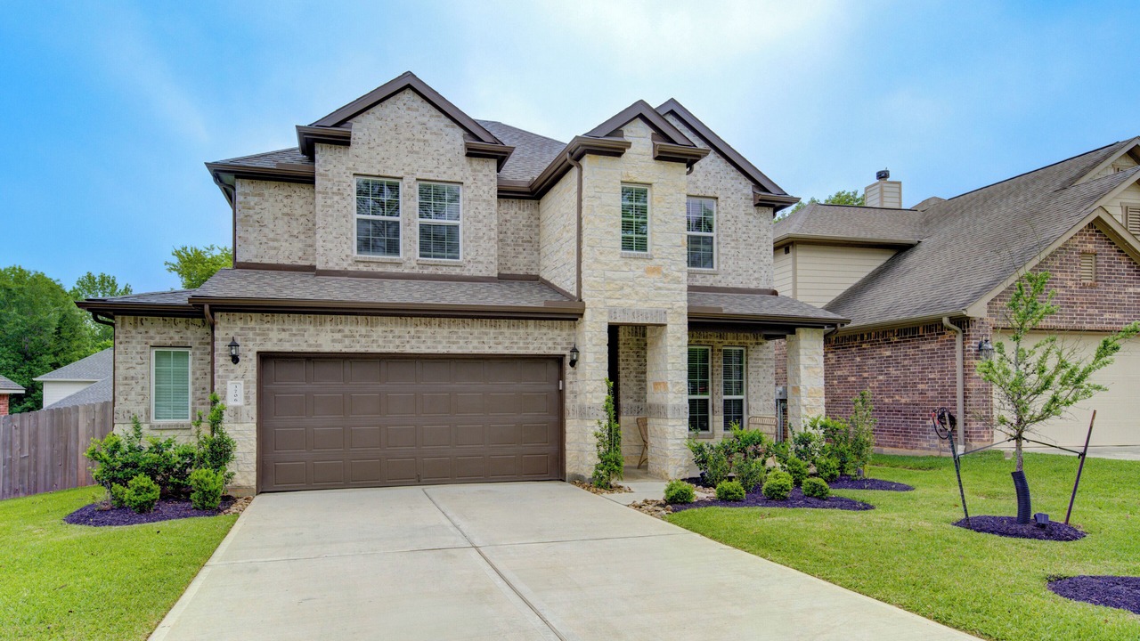 Photo of Outdoor in Walden on Lake Conroe