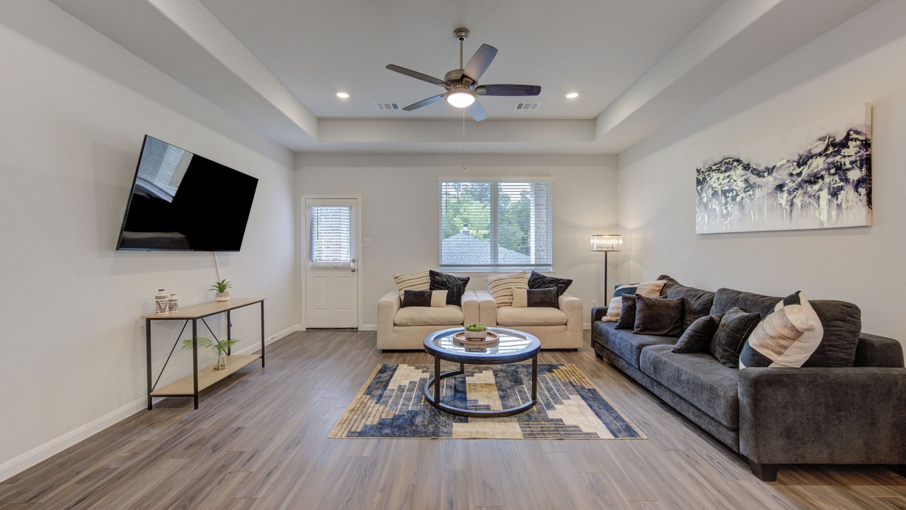 Photo of Livingroom in Walden on Lake Conroe