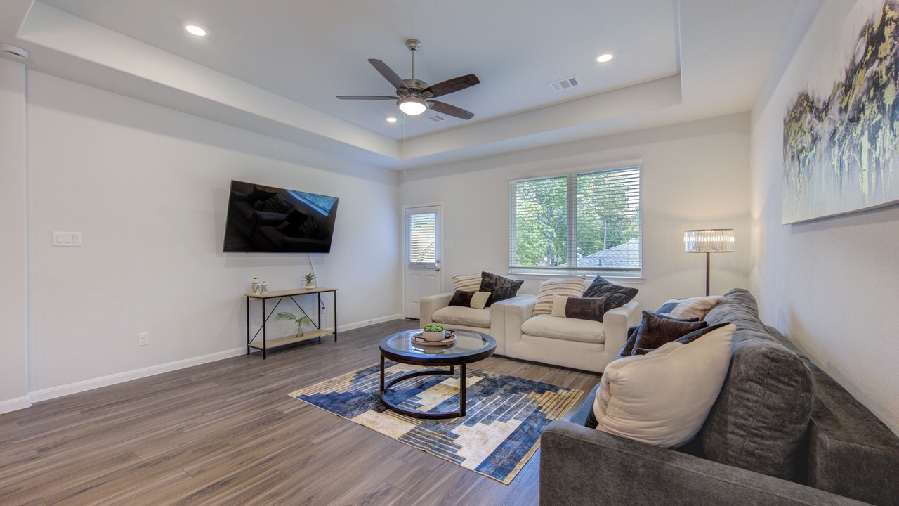 Photo of Livingroom in Walden on Lake Conroe