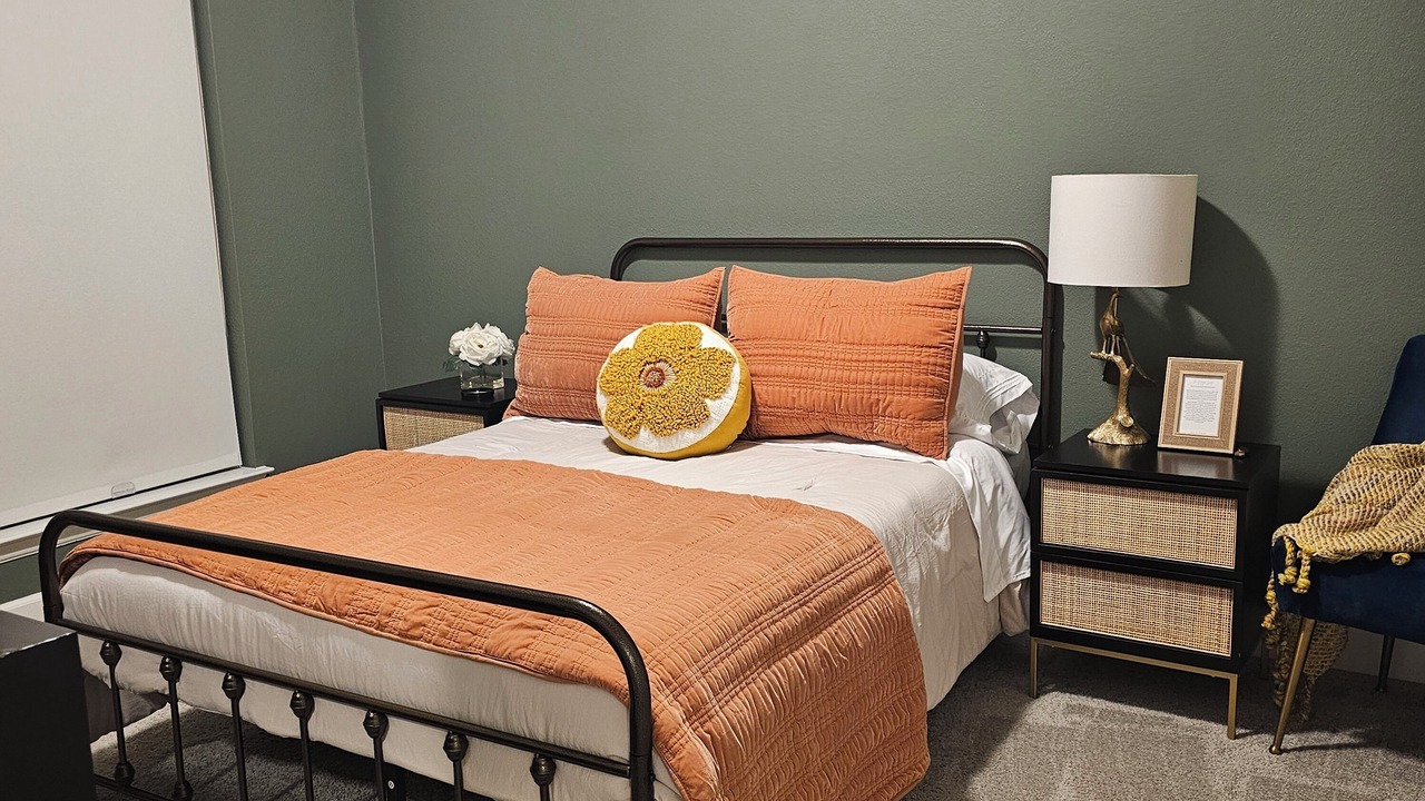 Photo of Bedroom in Fate