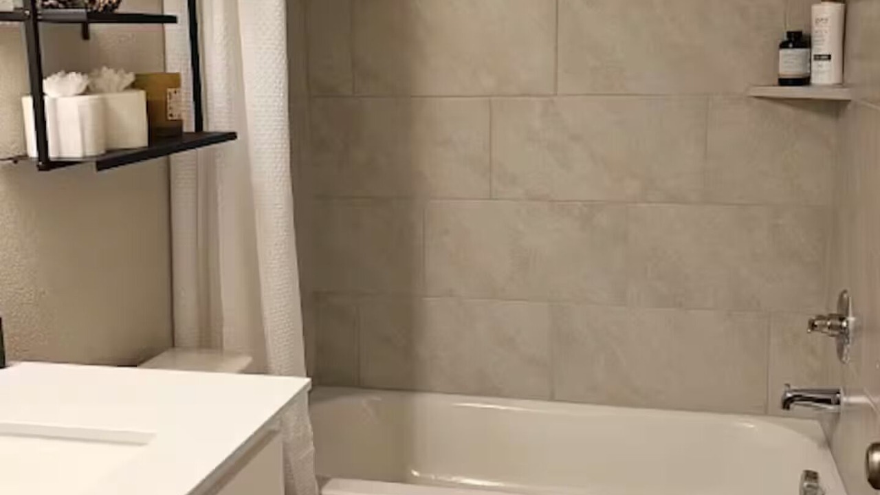 Photo of Bathroom in Fate