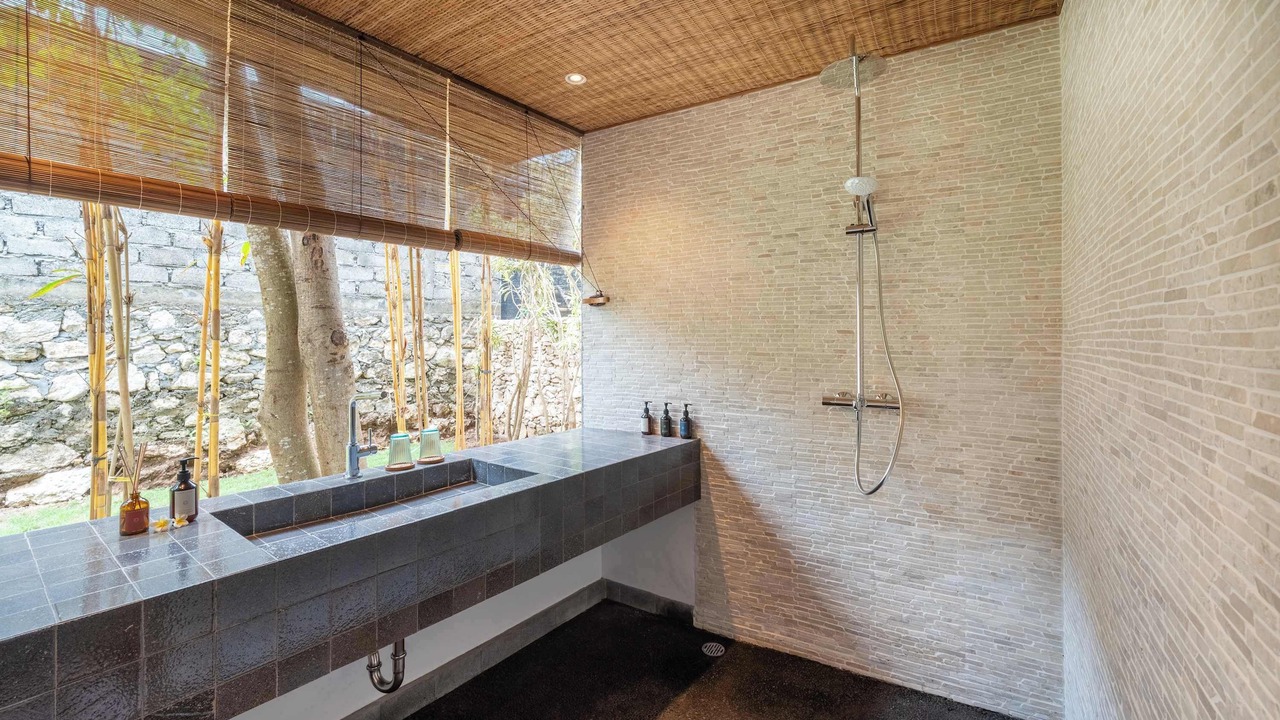 Photo of Bathroom in Jungut Batu