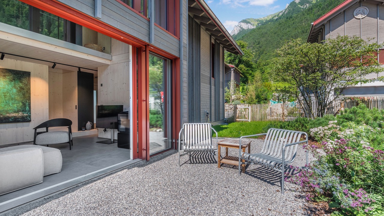 Photo of Patio Balcony in Silenen