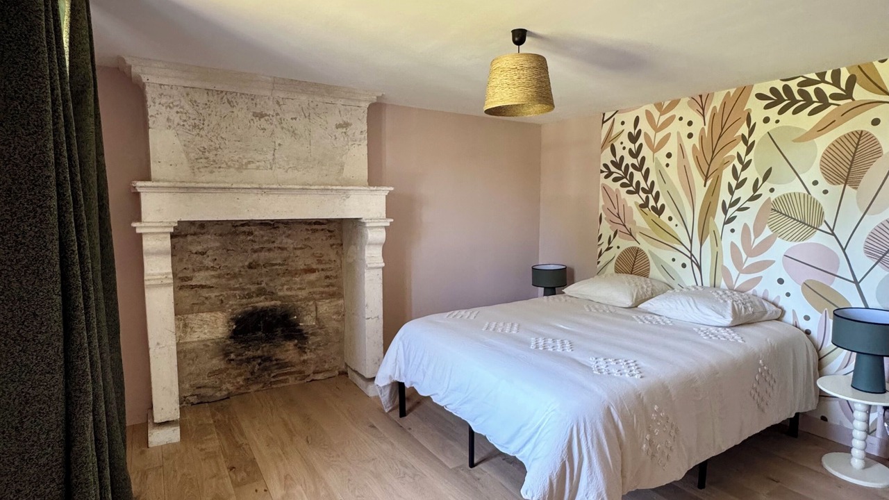 Photo of Bedroom in Echourgnac