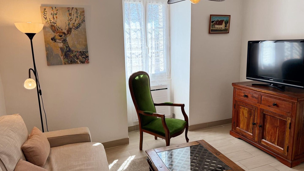 Photo of Livingroom in Thesee
