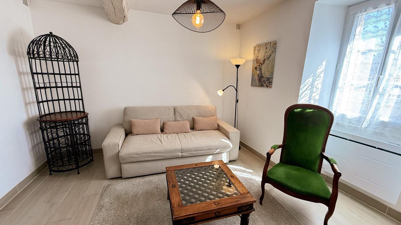 Photo of Livingroom in Thesee