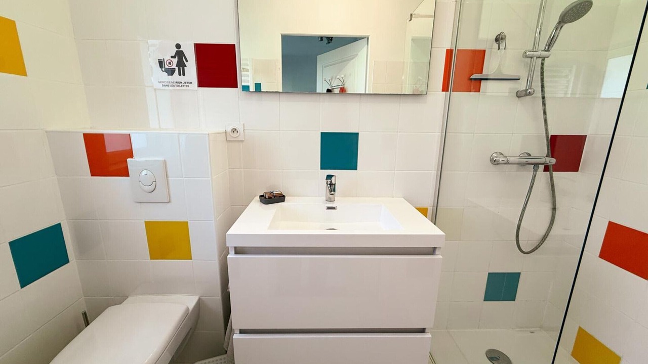 Photo of Bathroom in Thesee