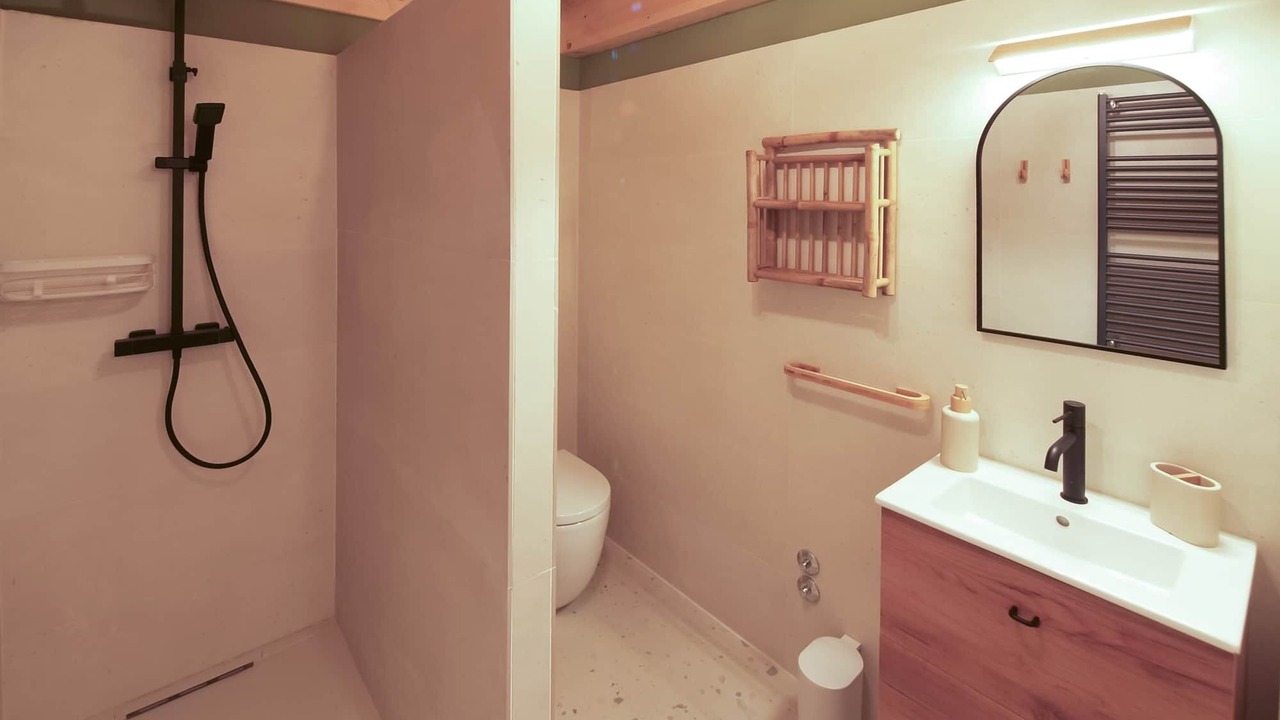 Photo of Bathroom in Frias