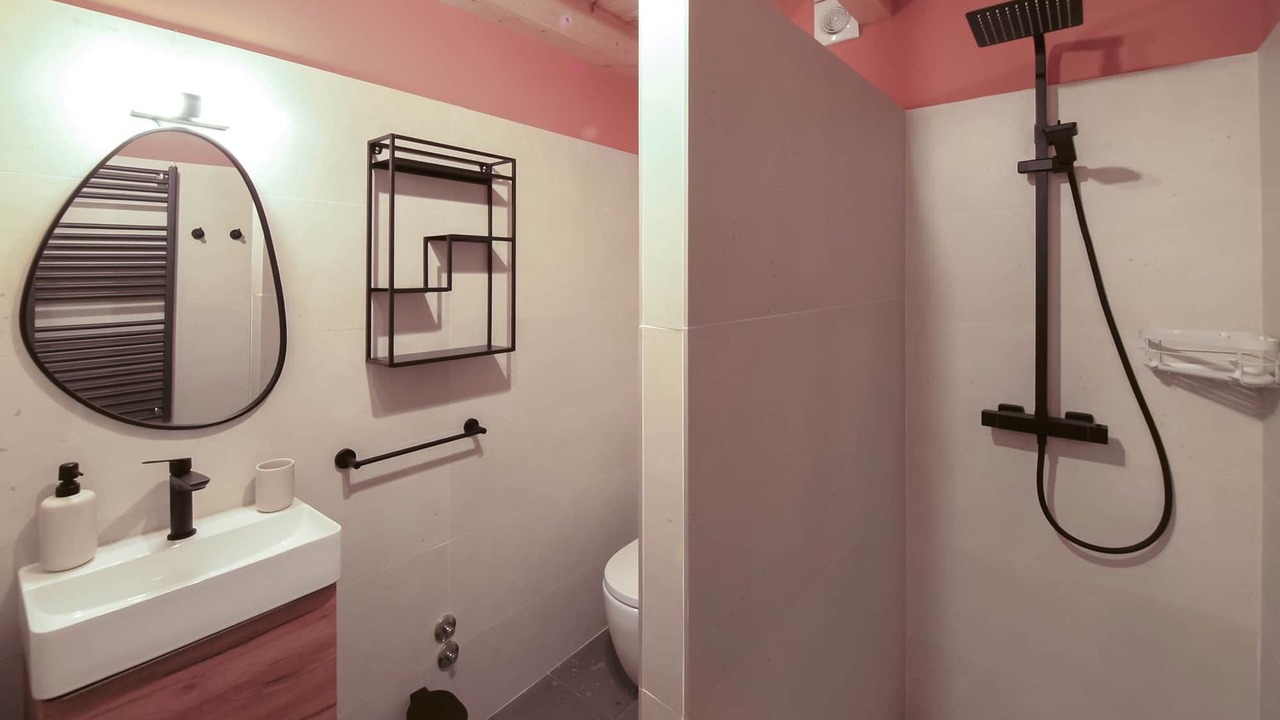 Photo of Bathroom in Frias