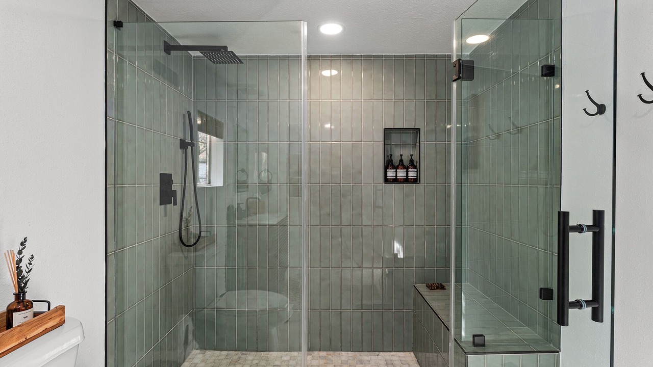 Photo of Bathroom in South Manchaca