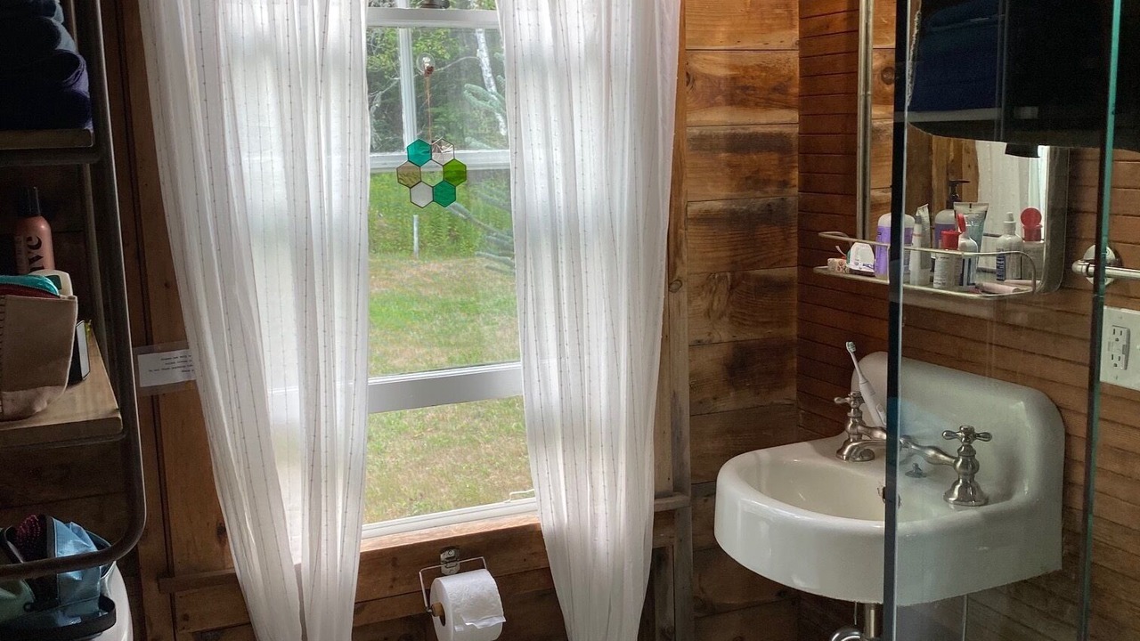 Photo of Bathroom in Islesford