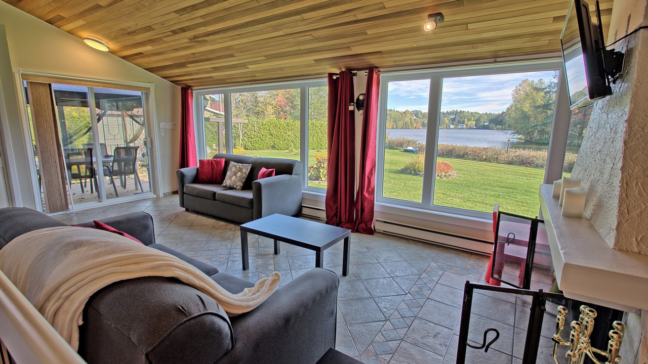 Photo of Livingroom in Saint-Gabriel-de-Valcartier