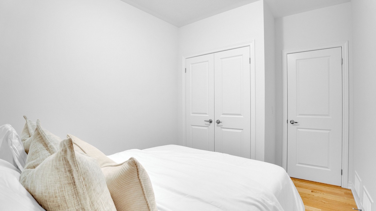 Photo of Bedroom in Oakville