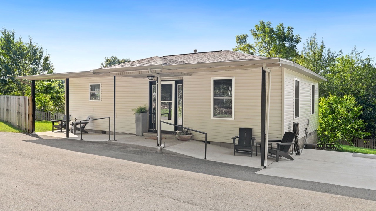 Photo of Outdoor in Winslow