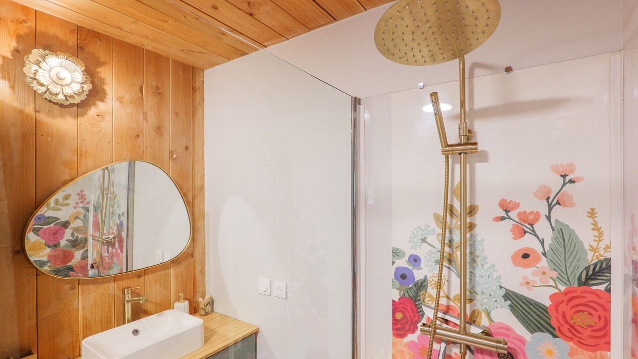 Photo of Bathroom in Salavas