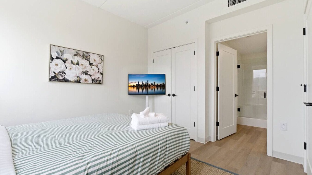 Photo of Bedroom in University Circle