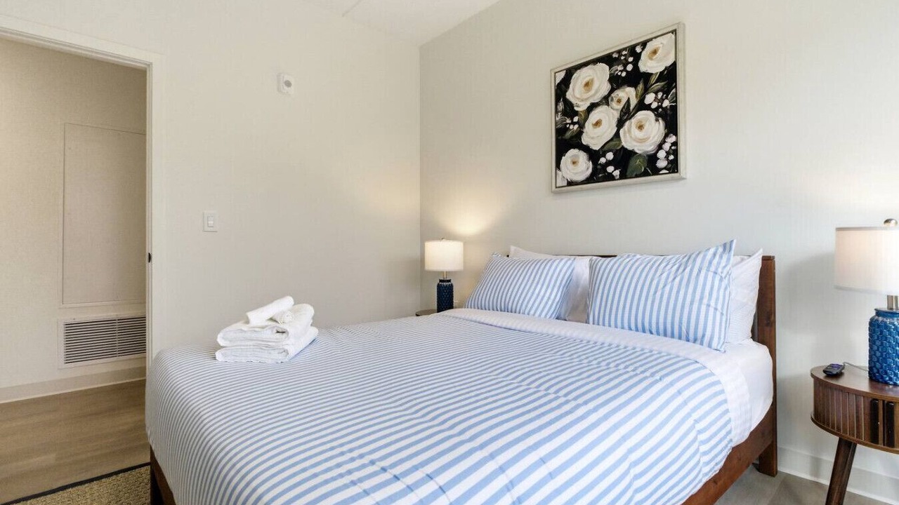 Photo of Bedroom in University Circle