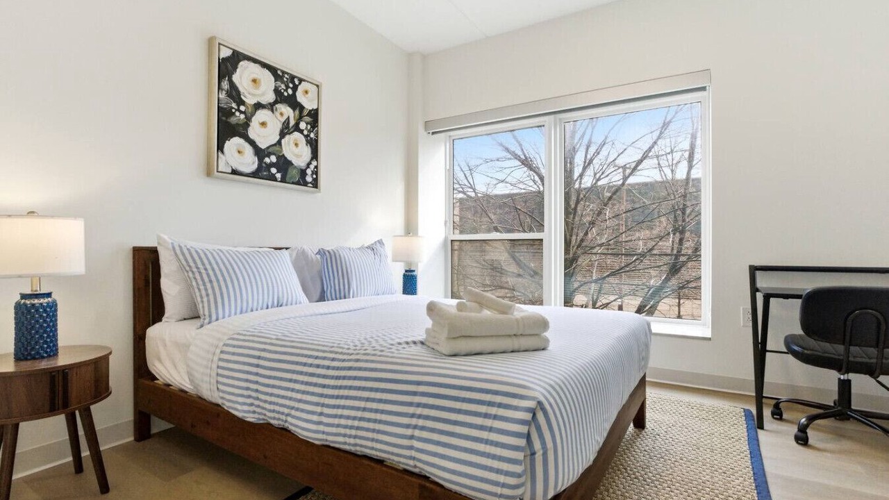 Photo of Bedroom in University Circle