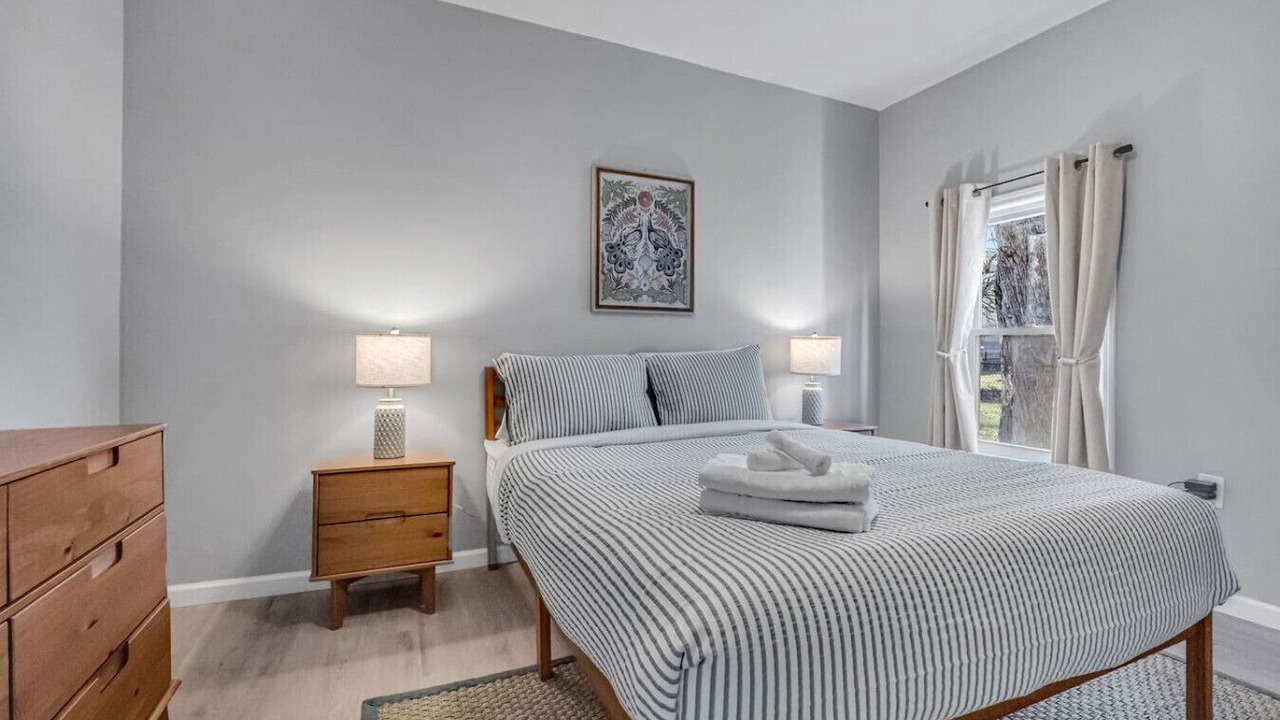 Photo of Bedroom in Hough