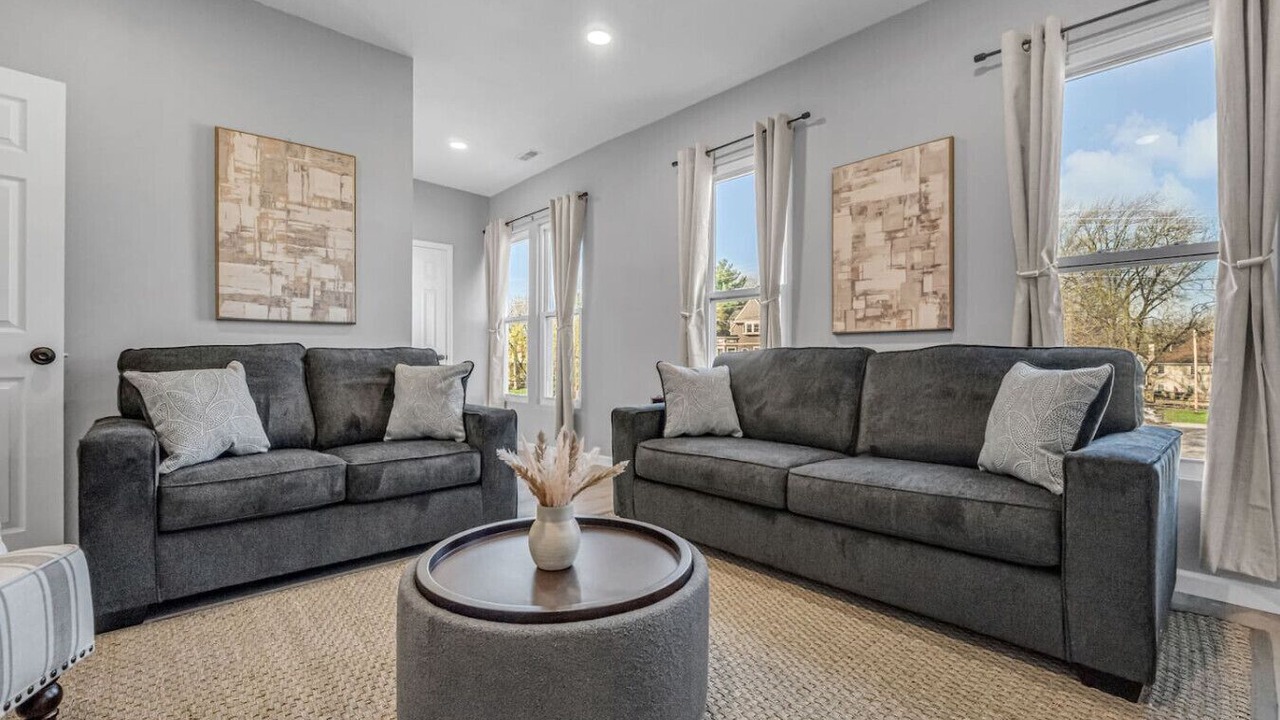 Photo of Livingroom in Hough