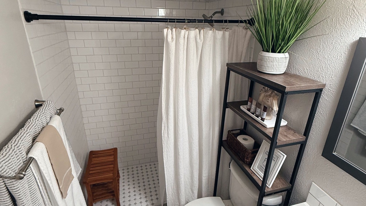 Photo of Bathroom in The Colony