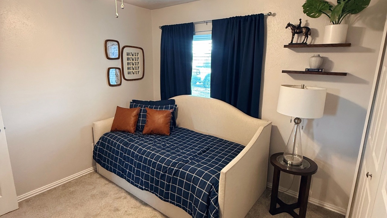 Photo of Bedroom in The Colony