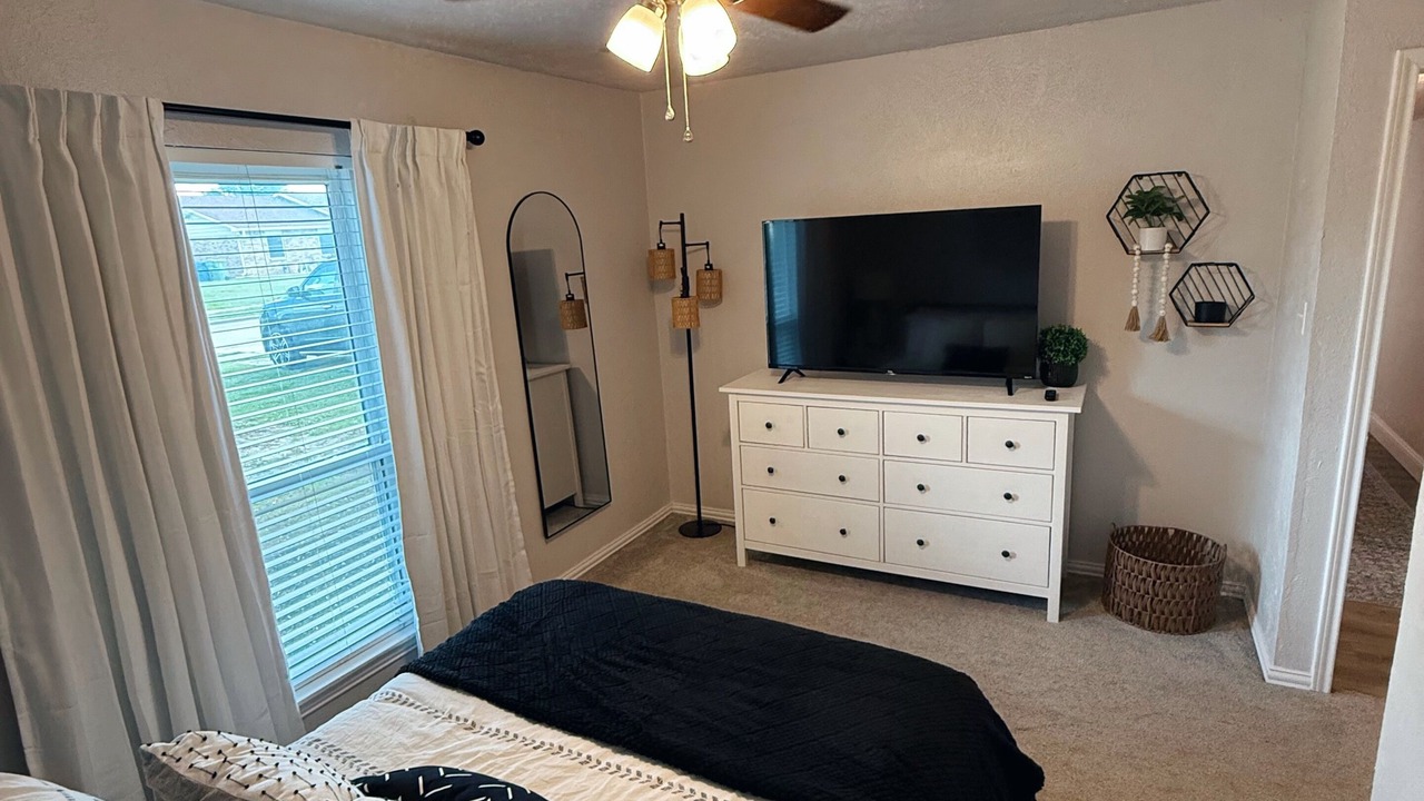 Photo of Bedroom in The Colony