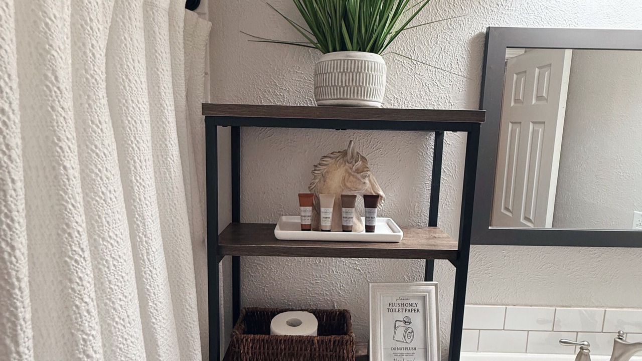 Photo of Bathroom in The Colony