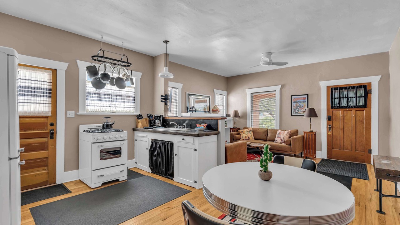 Photo of Kitchen in Feldman's